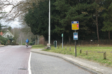 Bushalte Kneppelhoutweg Bushalte Kneppelhoutweg
