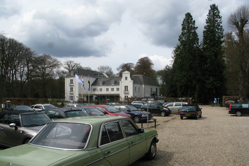 Parkeerplaats Hotel Warnsborn