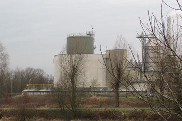 Waterzuivering en biomassa installatie